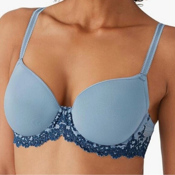 🎁NWT, Wacoal Embrace Lace Contour Bra Blue with Dark Blue Lace Trim Size 38D - Picture 1 of 10